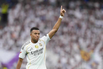 Kylian Mbappé: The Billion-Dollar Talent – Unveiling His Net Worth, Illustrious Career, and Enduring Legacy